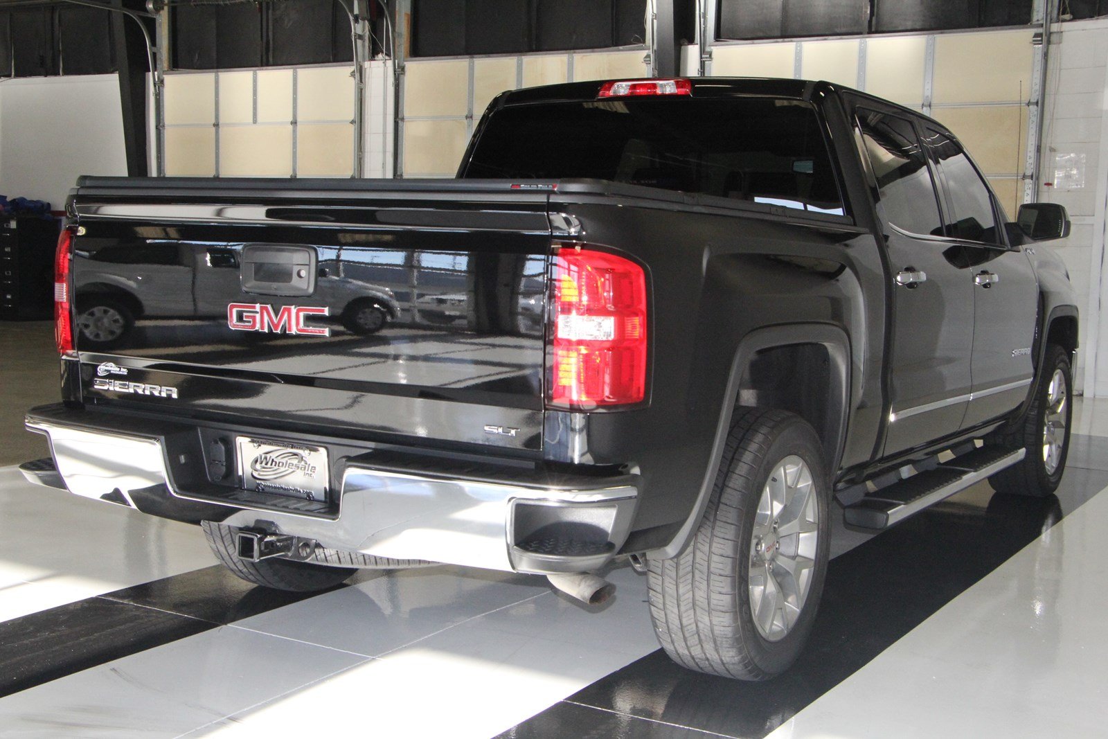 Pre-Owned 2015 GMC Sierra 1500 SLT